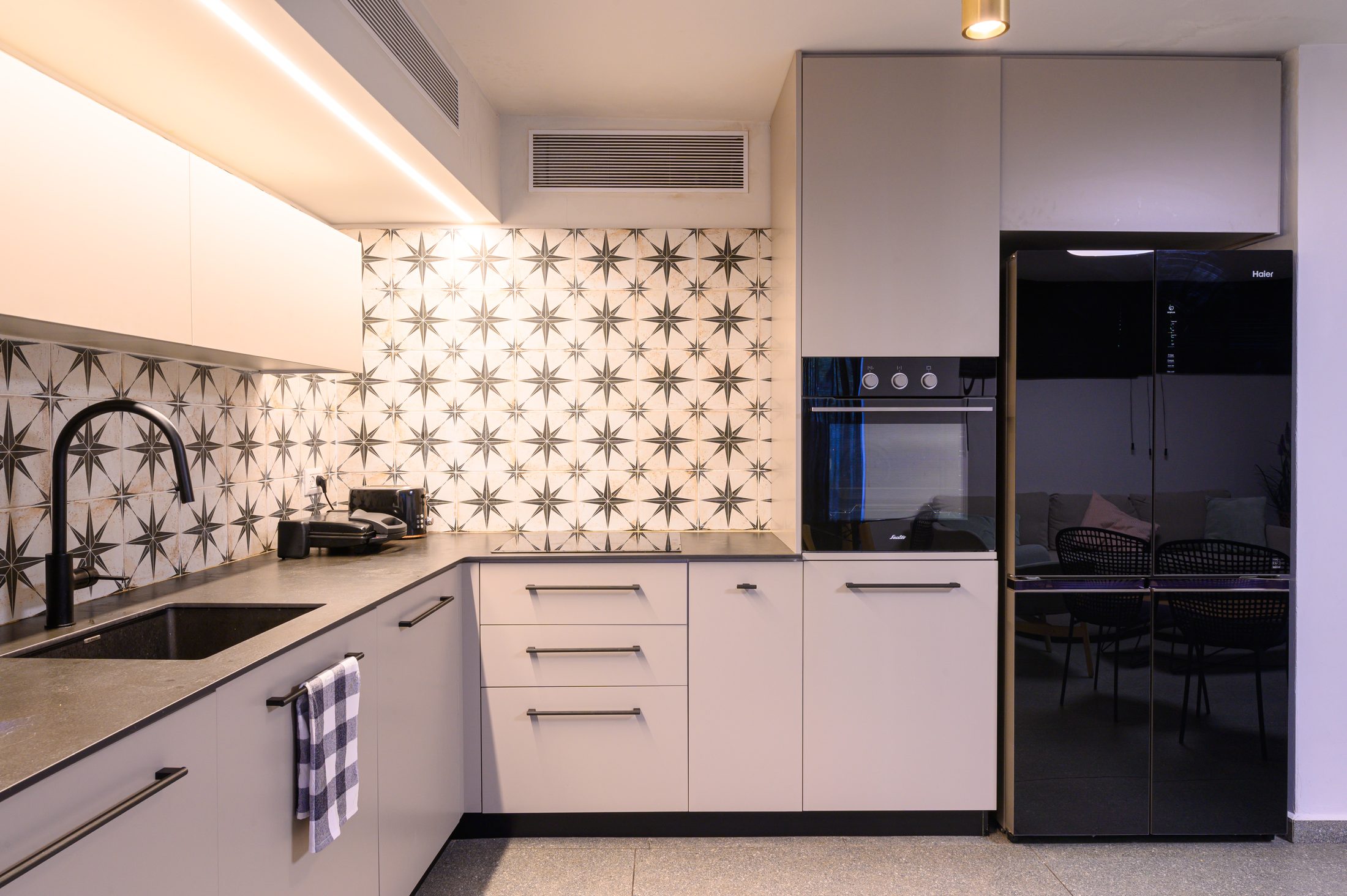 Deluxe Apartment with Private Garden