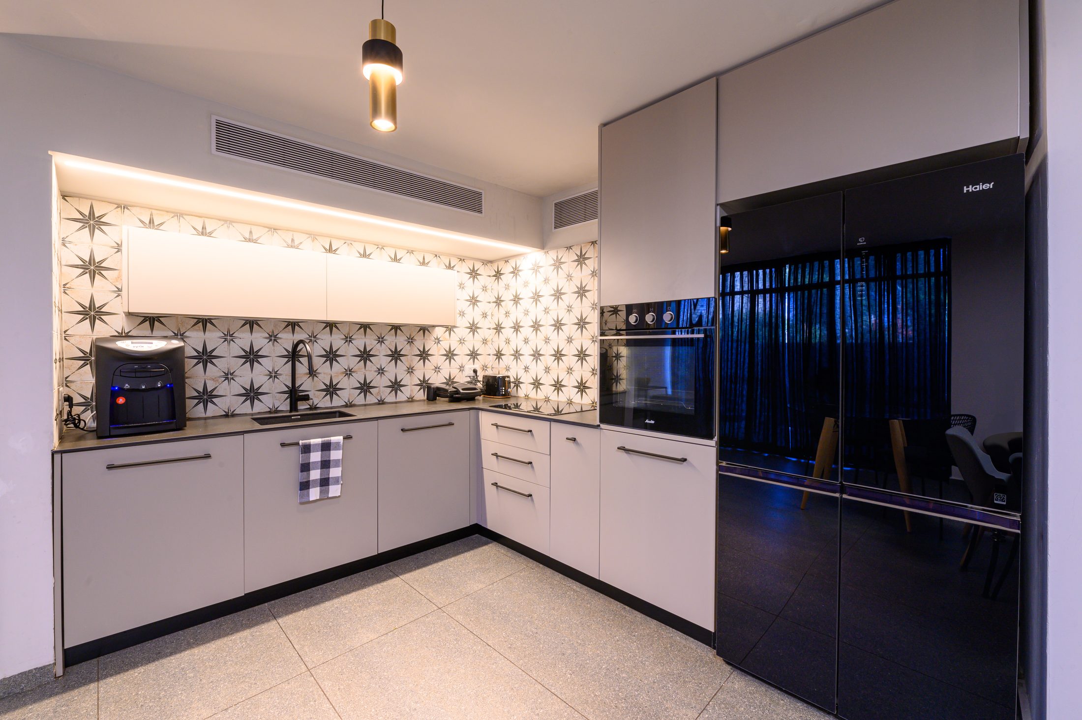Deluxe Apartment with Private Garden