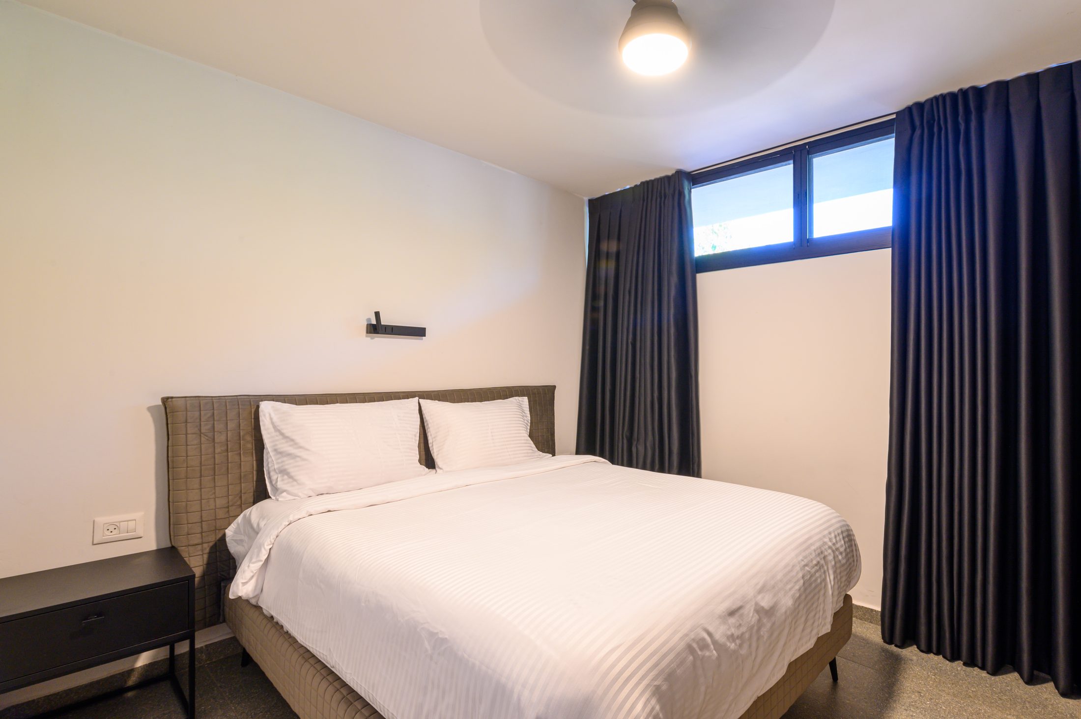 Deluxe Apartment with Private Garden
