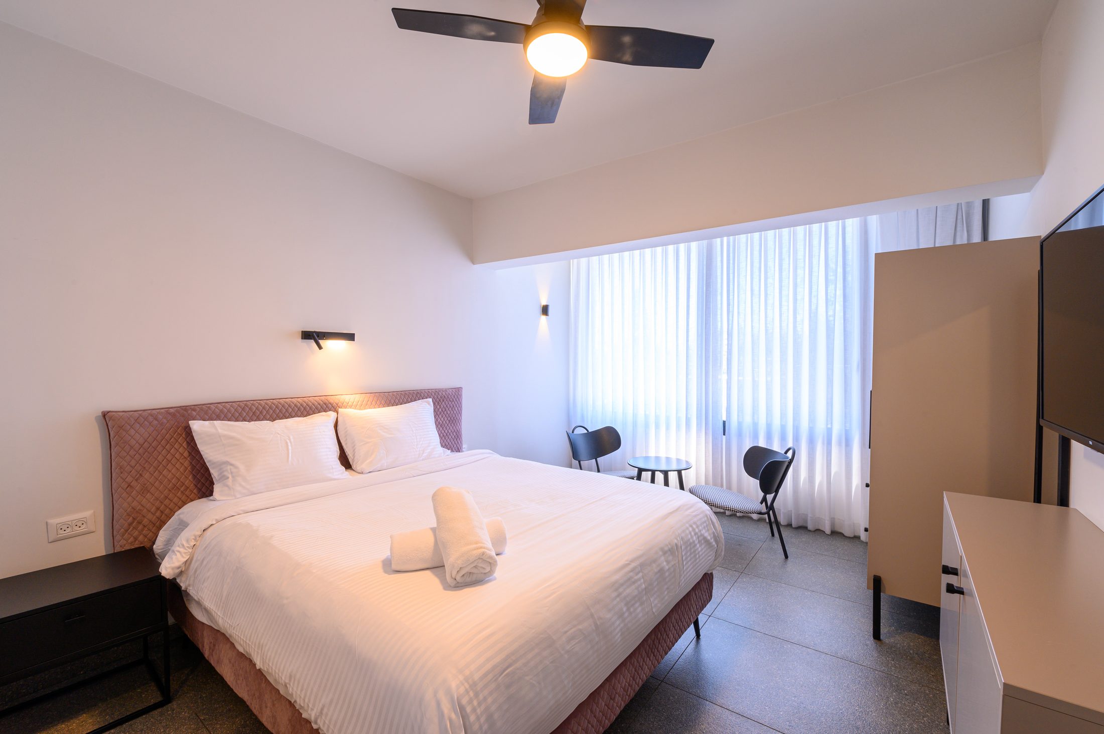 One Bedroom Street View