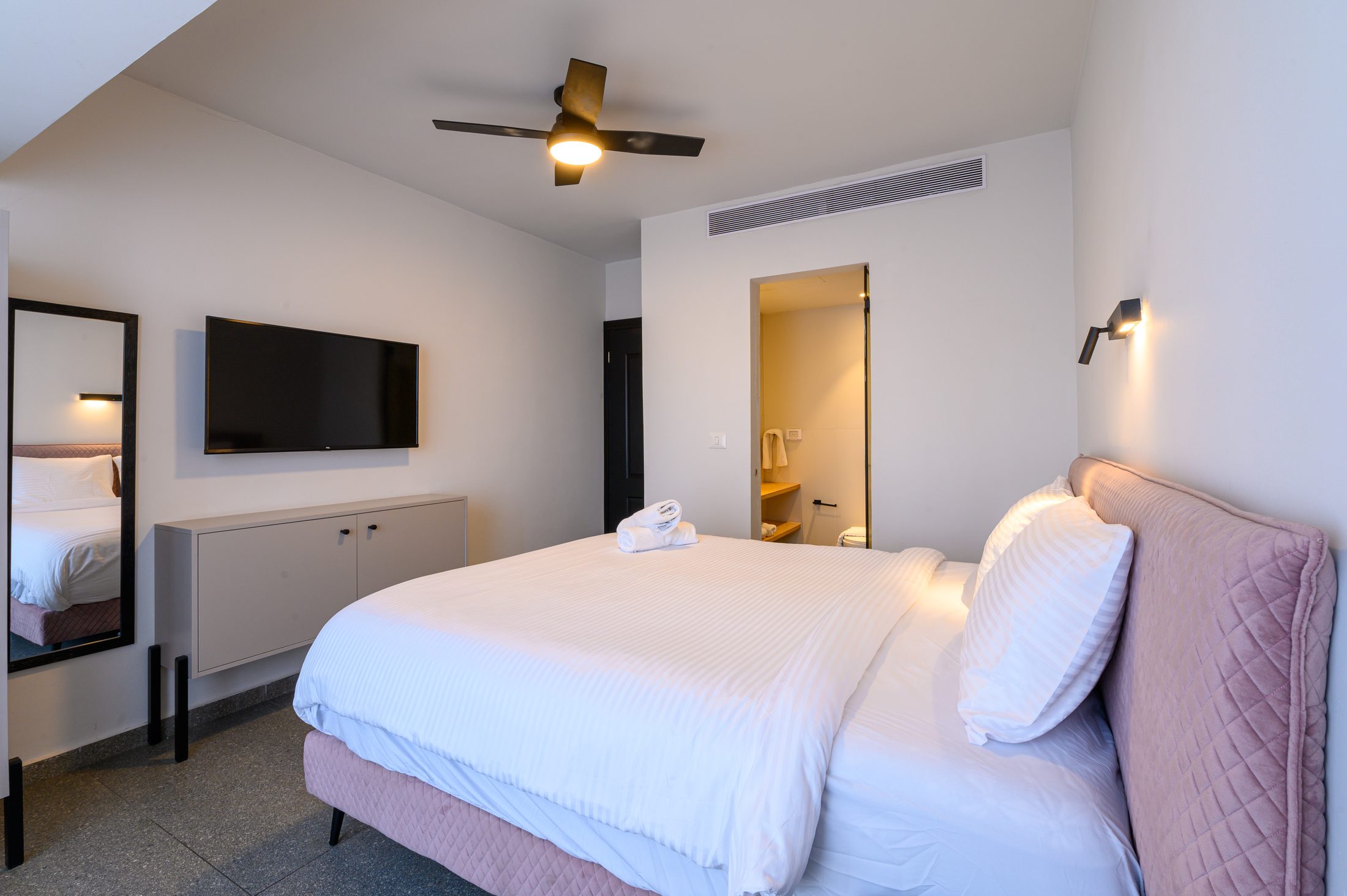 One Bedroom Street View